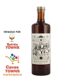 Licor Ancho Reyes Original 750 ml - Cavas Towns
